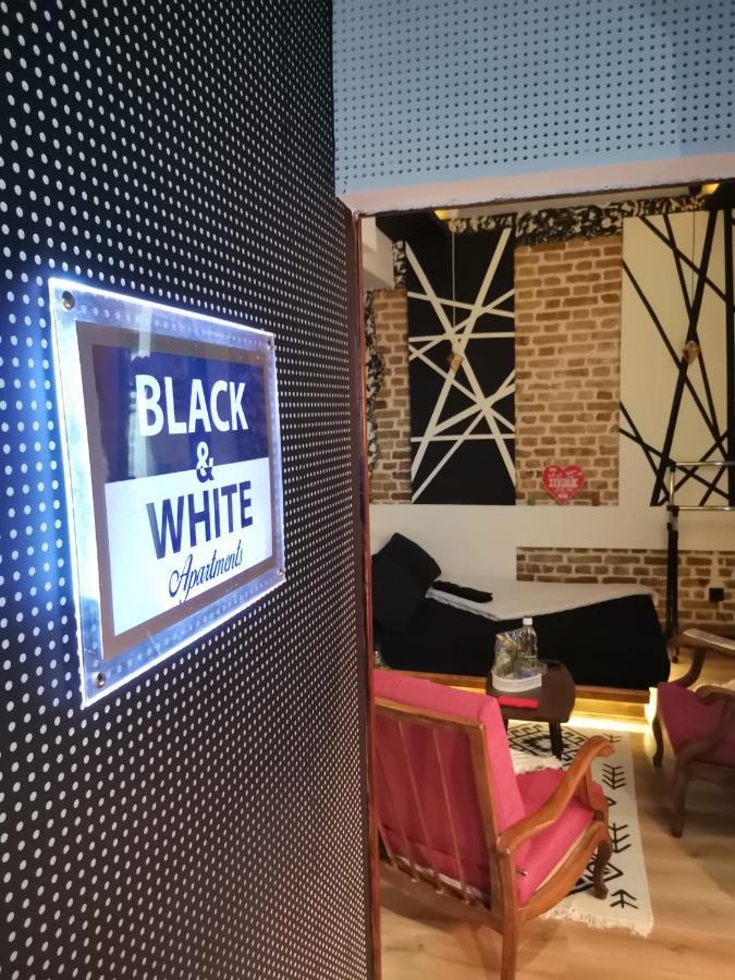Studio Apartman Black & White Centar Sarajevo Free Parking Εξωτερικό φωτογραφία