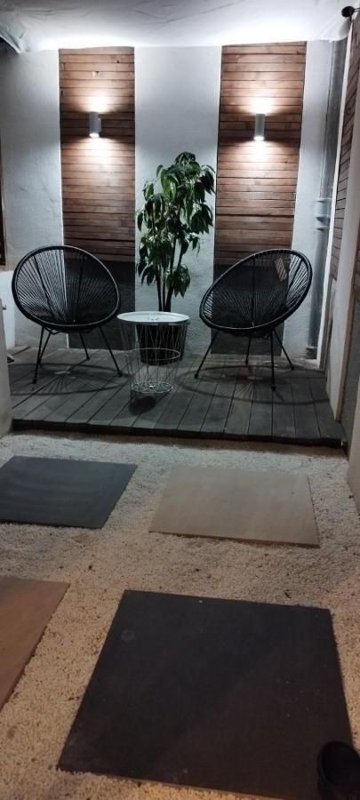 Studio Apartman Black & White Centar Sarajevo Free Parking Εξωτερικό φωτογραφία